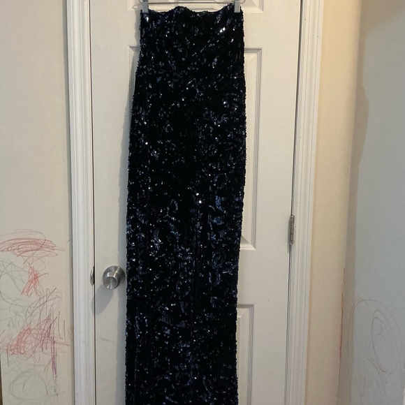 Elegant navy blue Velvet Skirt - Picture 2 of 8